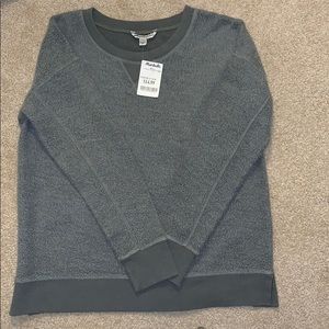 american eagle army/olive green sweatshirt